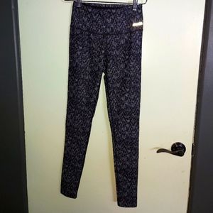 NWOT Handful Leggings